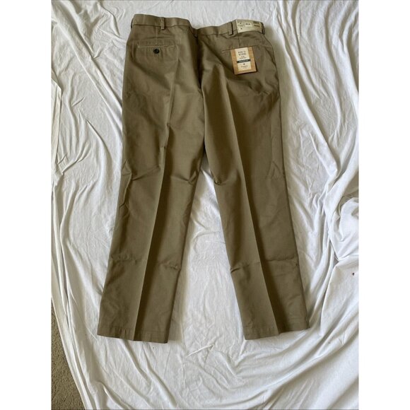 Haggar Mens Work To Weekend Straight Fit Khaki Pants 38W X 30L Dark Taupe Comfor - Picture 8 of 9